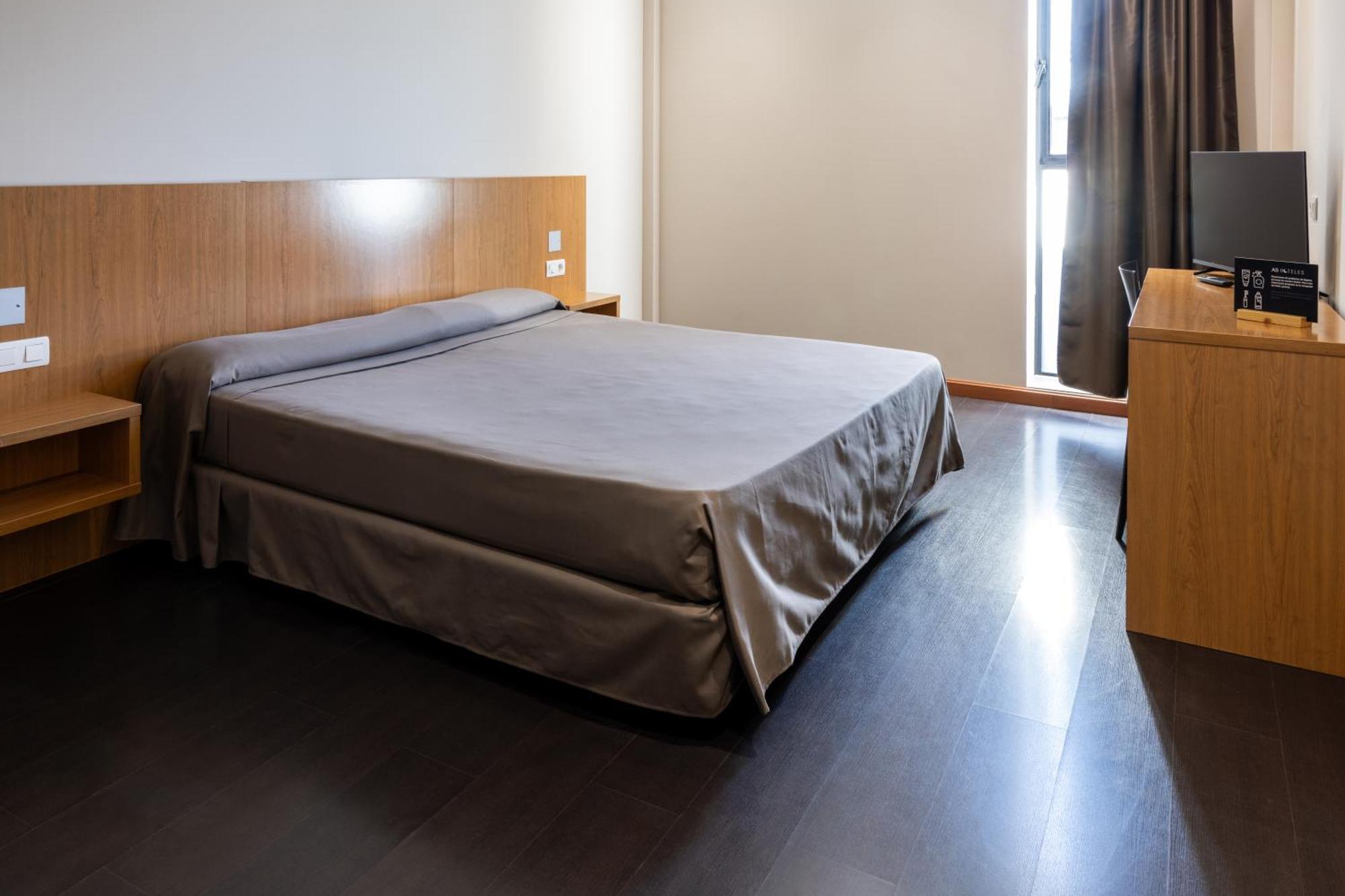 As Hoteles Ponferrada Columbrianos Kültér fotó