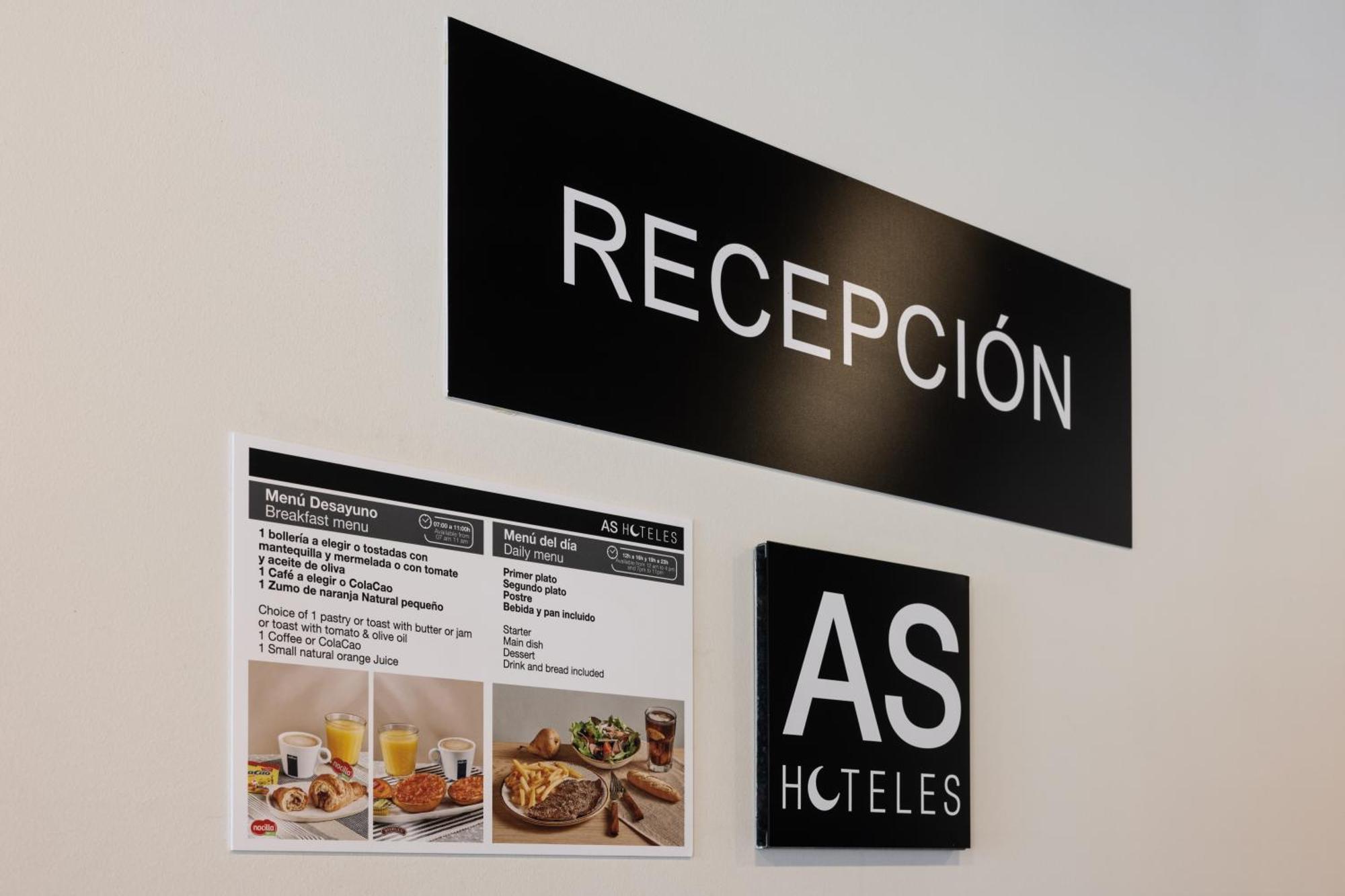 As Hoteles Ponferrada Columbrianos Kültér fotó